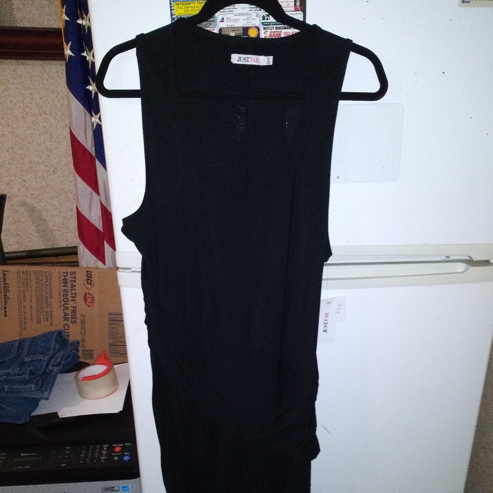 🐥Nwt just Fab black dress